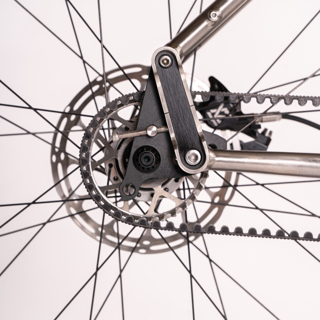 Lamb - Pinion Titanium Bike Builder