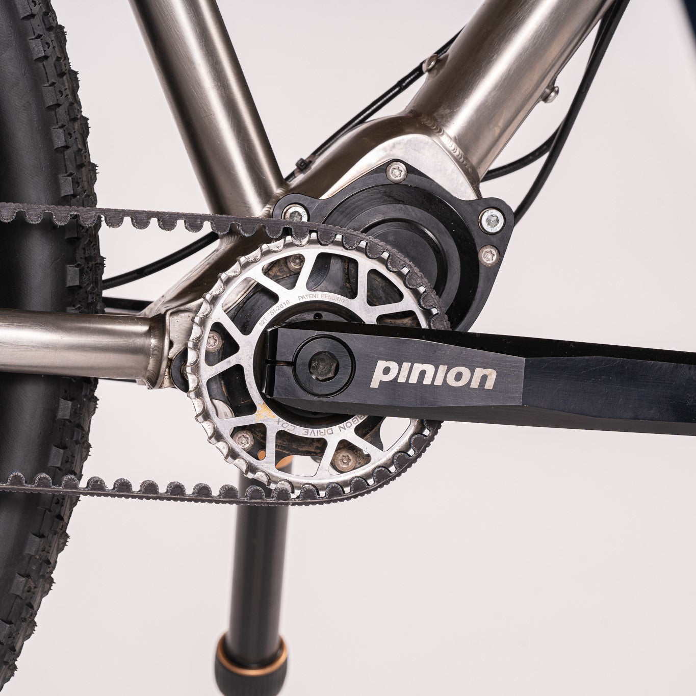Eight Bells -  Pinion Titanium Bike Builder